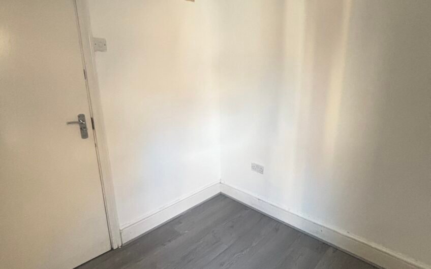 Five Bedrooms Under One Roof – HMO-Approved Home in Luton LU1