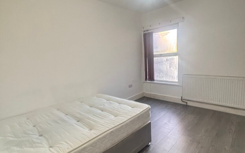 Five Bedrooms Under One Roof – HMO-Approved Home in Luton LU1