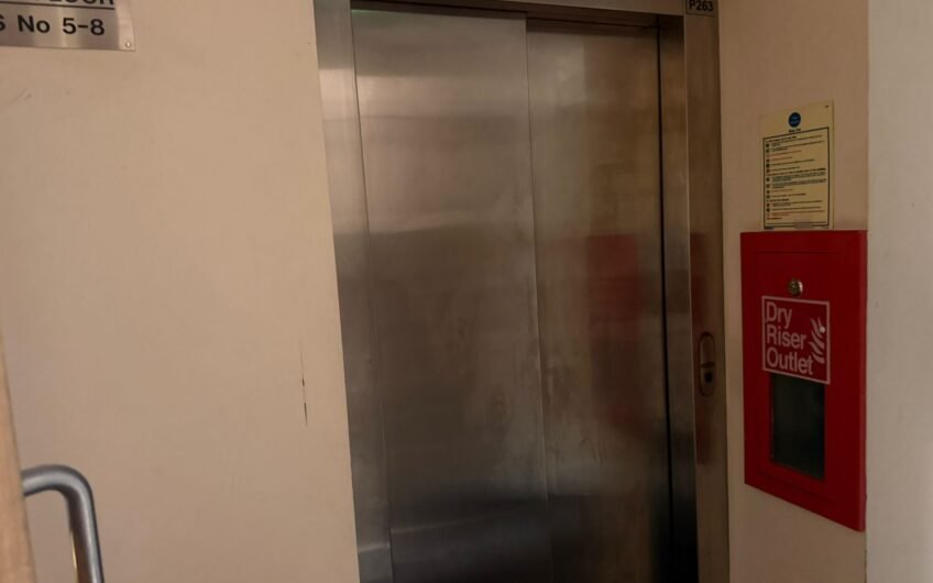 Balcony, Parking & Lift Access – 1-Bedroom Flat in Dunstable LU6