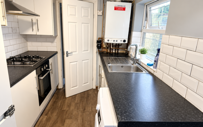 Home or Investment? This Chain-Free Luton Property Offers Both
