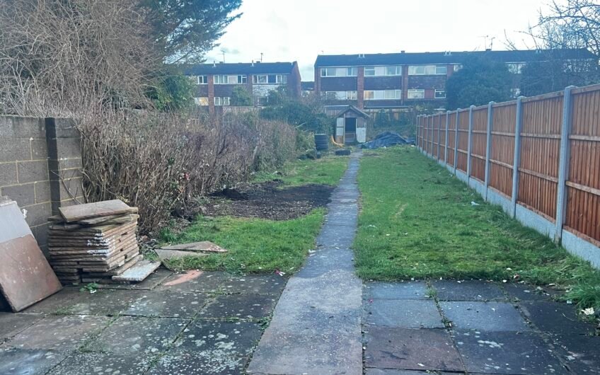 A Standout 3-Bedroom Home with a Spacious Garden & Parking for Two – Luton