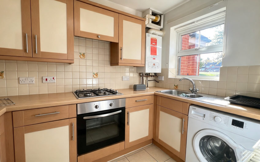 Two-Bedroom Home Near Leagrave Station & Local Amenities – Luton LU4