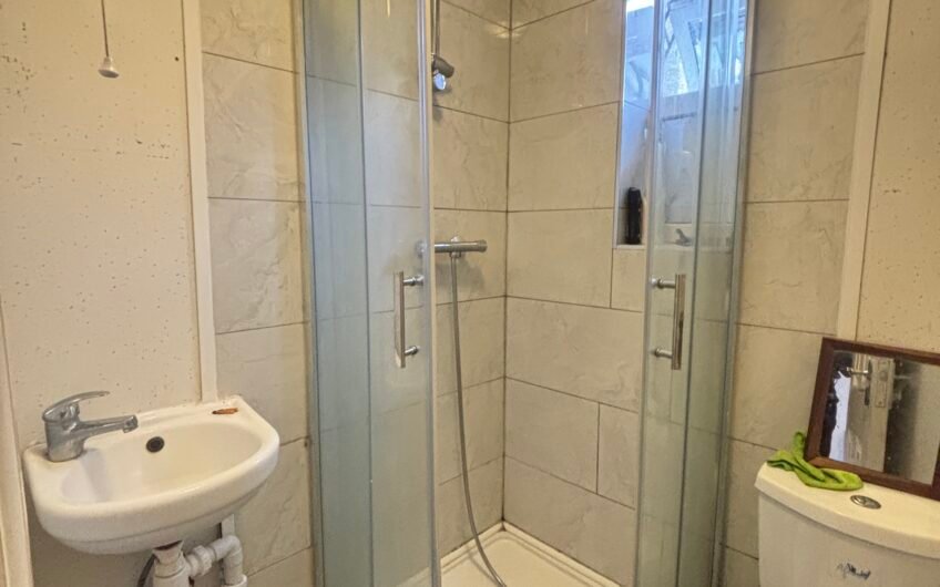 £850 PCM & Almost All Bills Included? This Luton Flat Deserves a Look